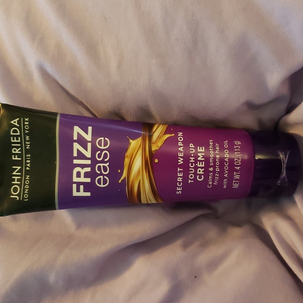 💰3 for $10💰◾️John Frieda Frizz Ease Secret Weapon Touch Up Creme◾️